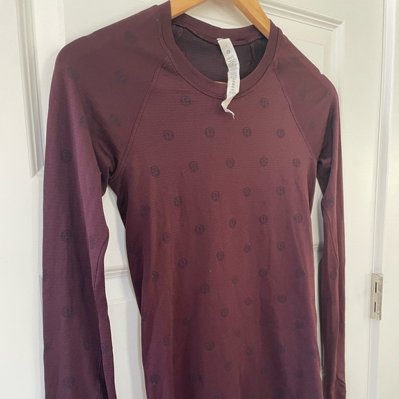 Lululemon Swiftly Tech Long-Sleeve Shirt, Maroon with black logos, Size 4 - Picture 2 of 7